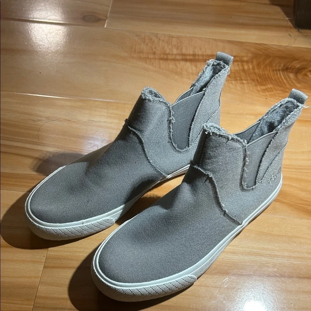 4 Earth by Blowfish Gray Men's Boots